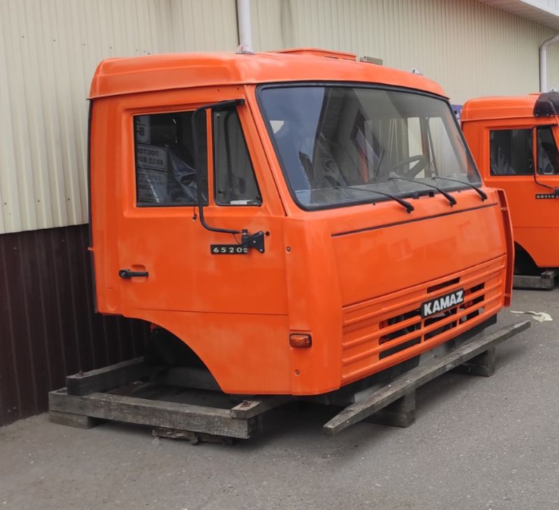 Кабина Камаз 6520